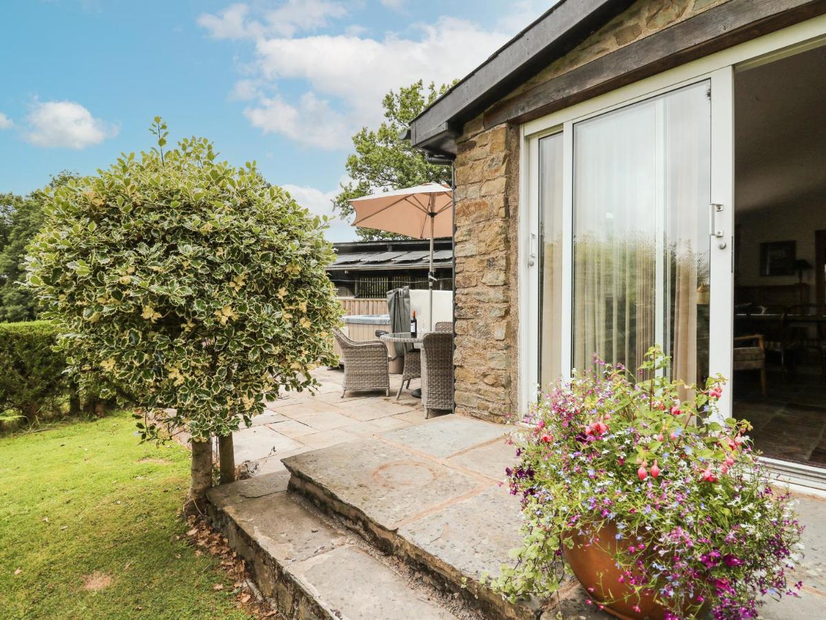 Holly Farm Cottage Newbridge on Wye Exterior photo